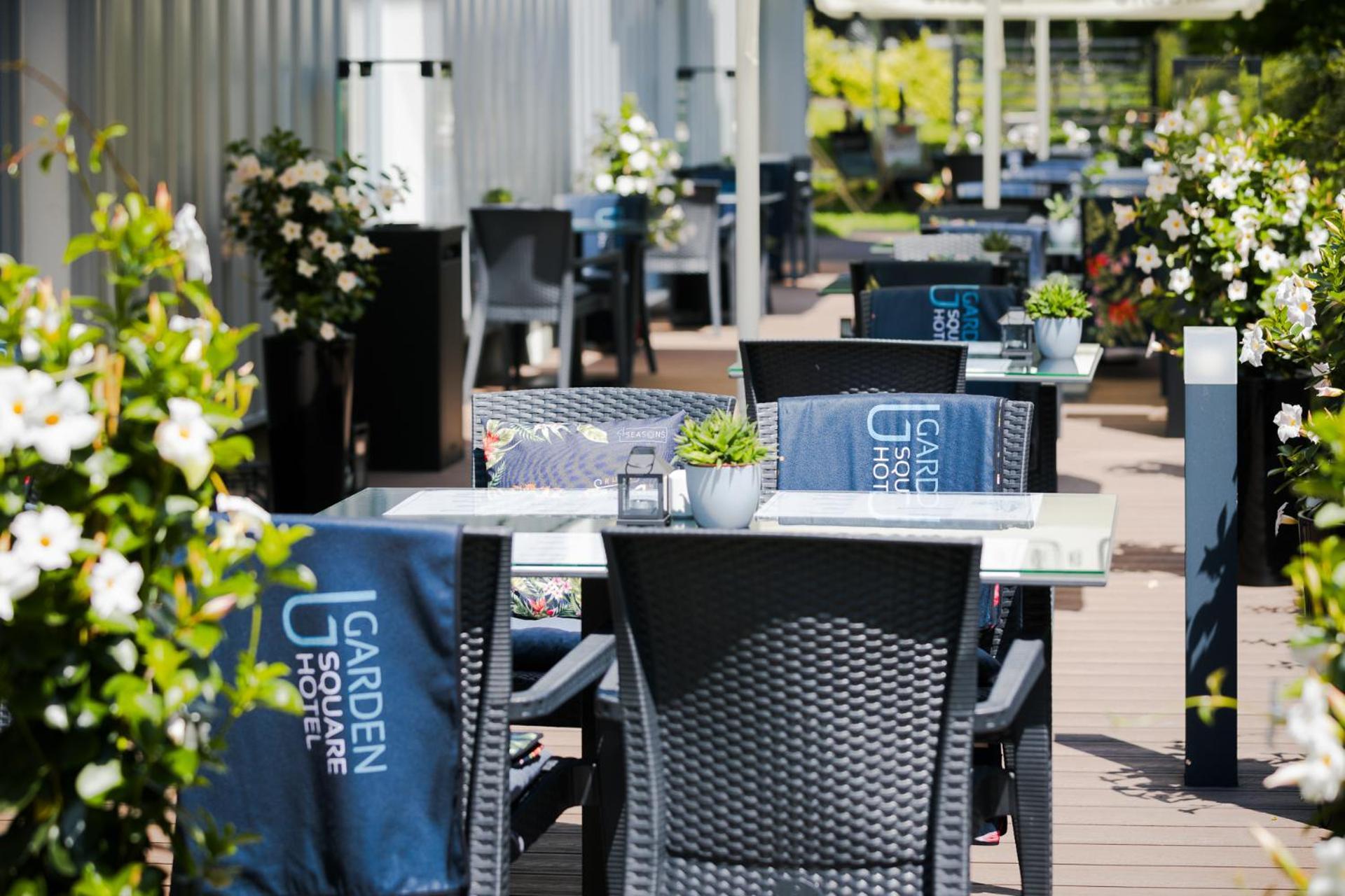 Garden Square Hotel 4*